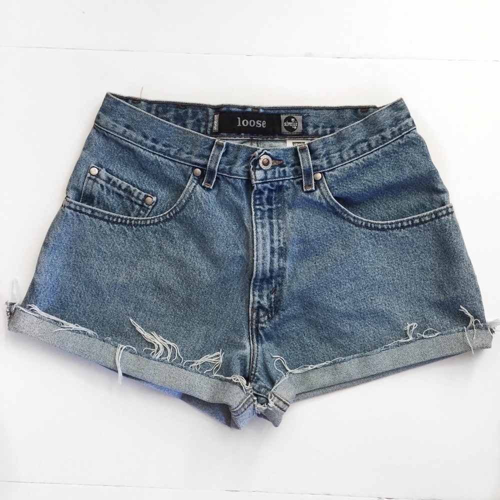 SOLD // Levi high waisted shorts